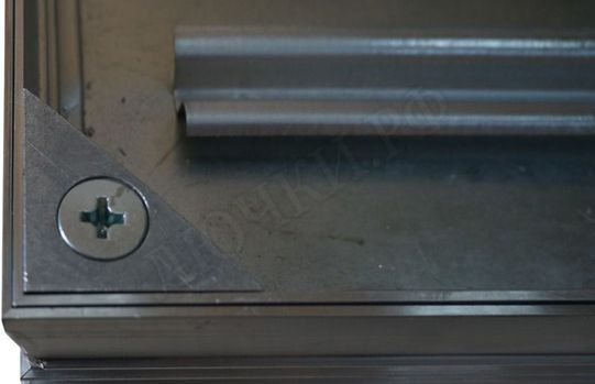 Напольный люк Премиум 54 мм 2 створки 200*1350 Напольный люк Премиум 54 мм 2 створки 200*1350