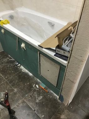 Люк под плитку Нажимной Секрет-Лайт 200*400 Люк под плитку Нажимной Секрет-Лайт 200*400